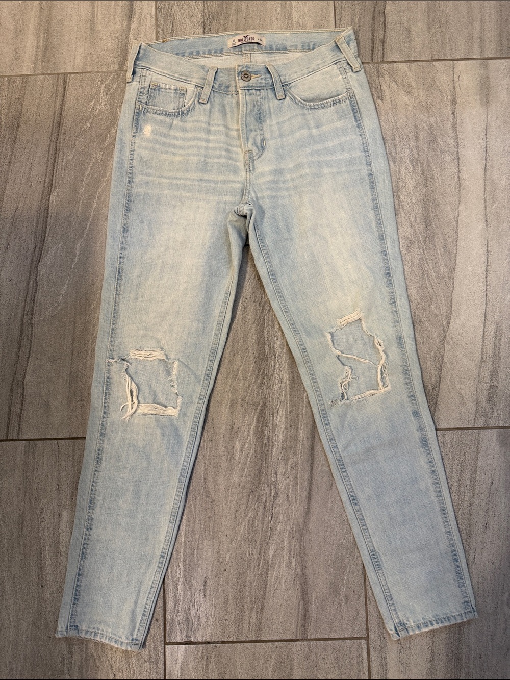 Hollister Distressed Boyfriend/Mom Jean
